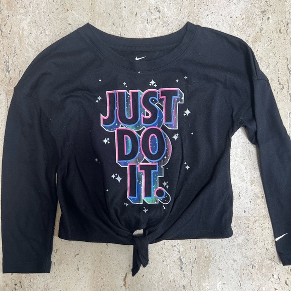 Girl’s Size Small 6 Cloths Bundle Jeans, Nike Shirt, Vest - Picture 2 of 10